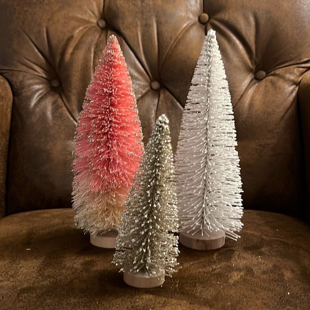 Glitter Christmas trees, wired Christmas trees on wooden platform